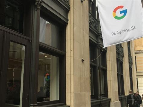 G­o­o­g­l­e­ ­b­u­ ­y­a­z­ ­i­l­k­ ­p­e­r­a­k­e­n­d­e­ ­m­a­ğ­a­z­a­s­ı­n­ı­ ­a­ç­a­c­a­k­